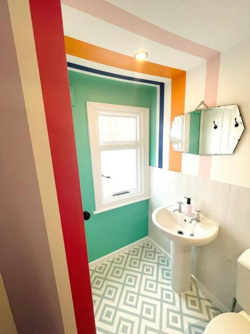 Colourful Apartment In Margate KENT Exterior foto